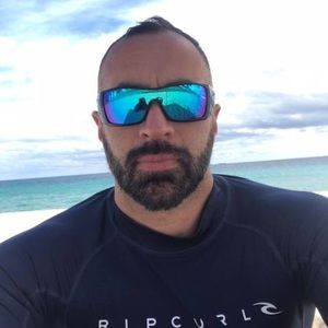 Meet your Posher, Roy